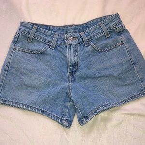 Levi’s shorts